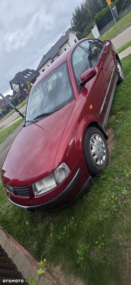 Volkswagen Passat - 7