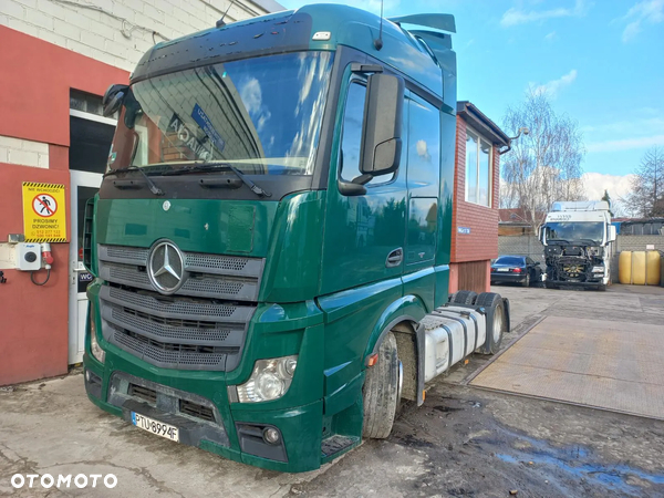 Mercedes-Benz actros