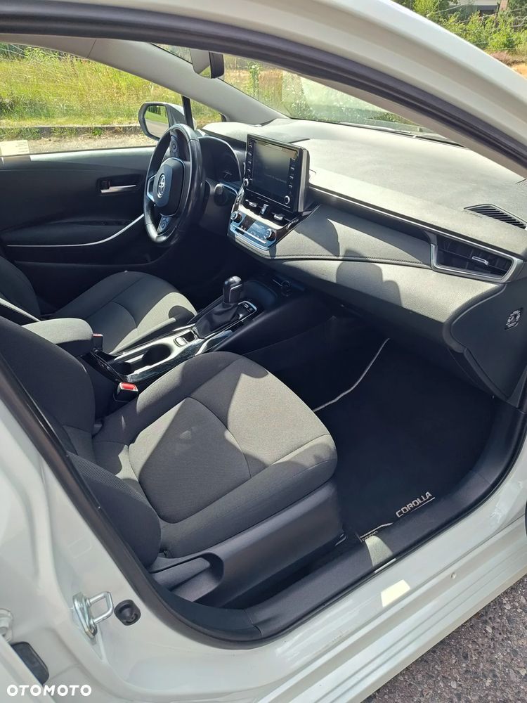 Toyota Corolla 1.8 Hybrid Comfort - 11