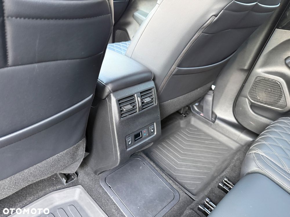 Mitsubishi Outlander 2.4 4WD Diamant PLUS - 17