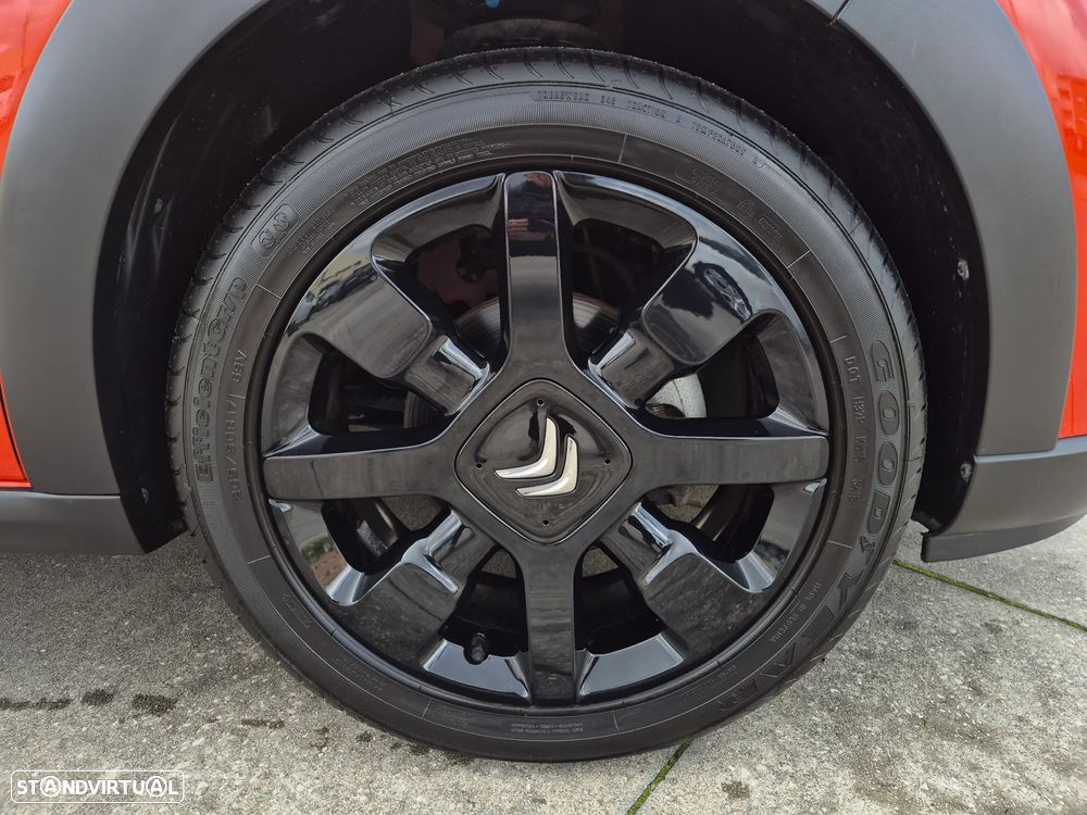 Citroën C3 1.2 PureTech Shine - 19