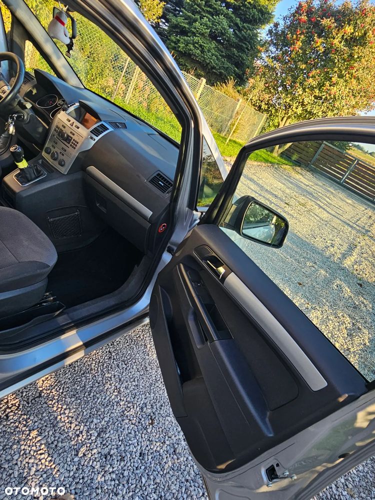 Opel Zafira 1.7 CDTI - 11