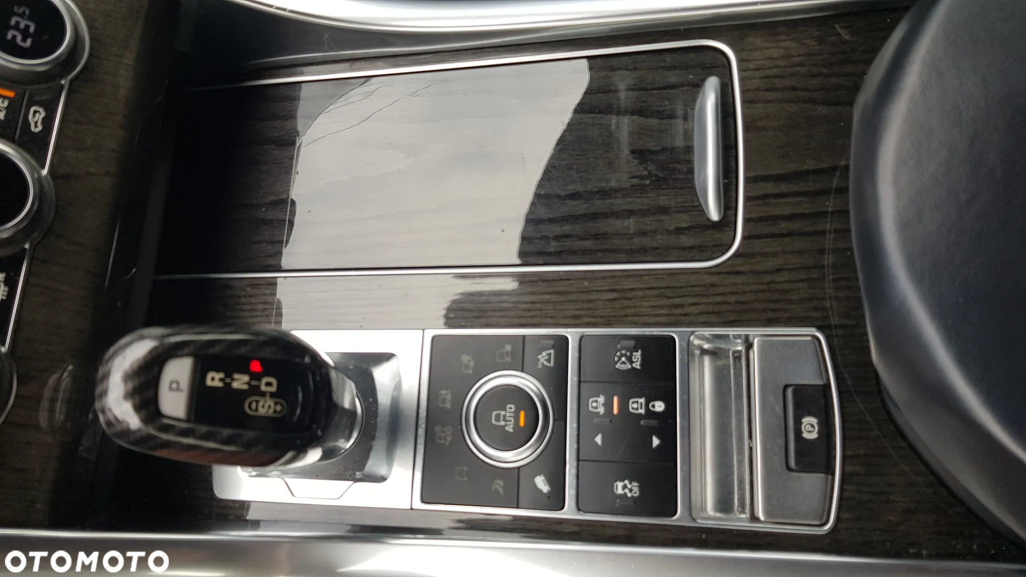 Land Rover Range Rover Sport - 29