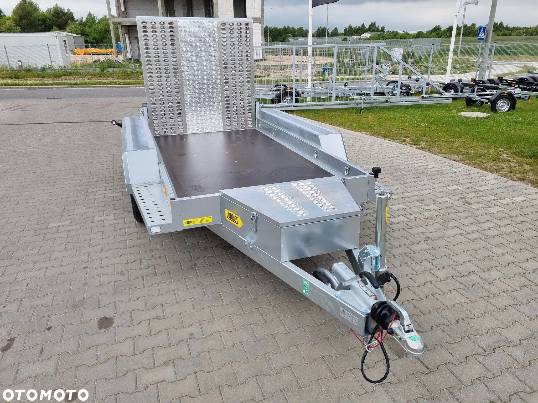 Lorries Przyczepa TPM 27, 303x160 cm 2,7T koparka, bobcat - 5