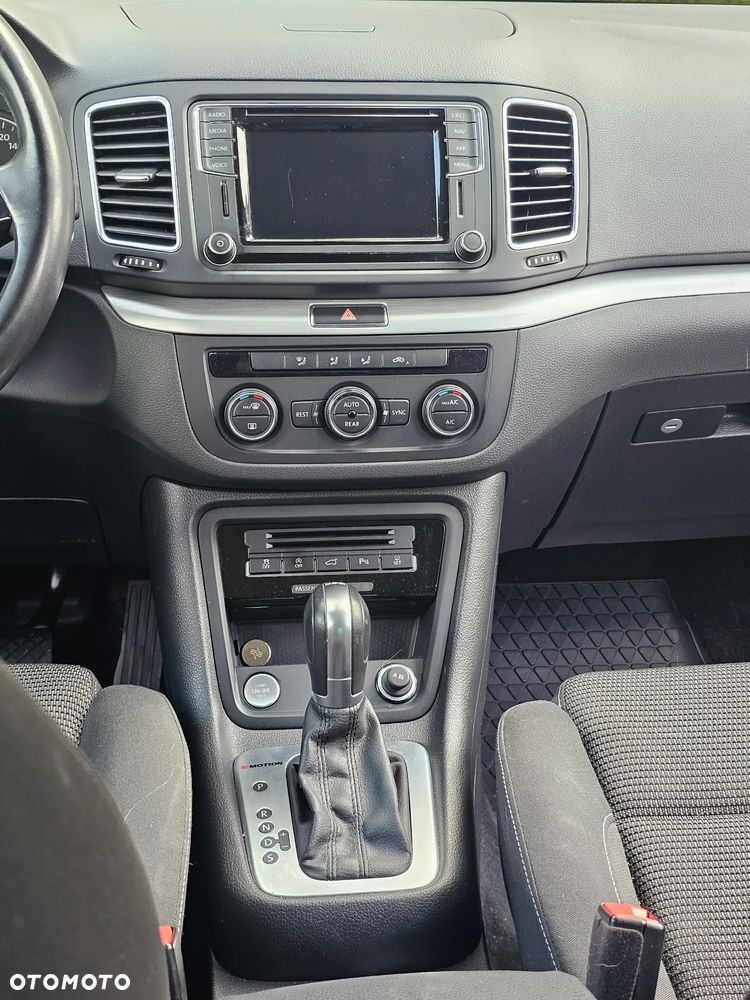 Volkswagen Sharan 2.0 TDI 4Mot Comfortline DSG - 10