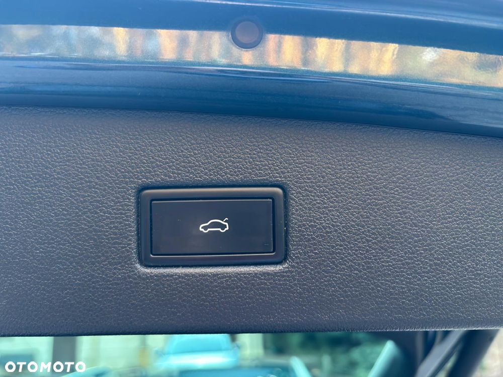 Volkswagen Tiguan 2.0 TDI SCR Elegance DSG - 26