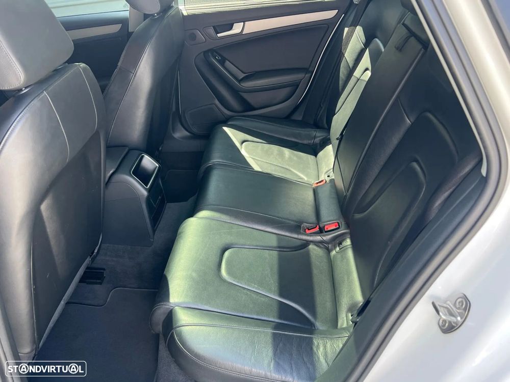 Audi A4 Avant 2.0 TDI Business Line Advance - 19