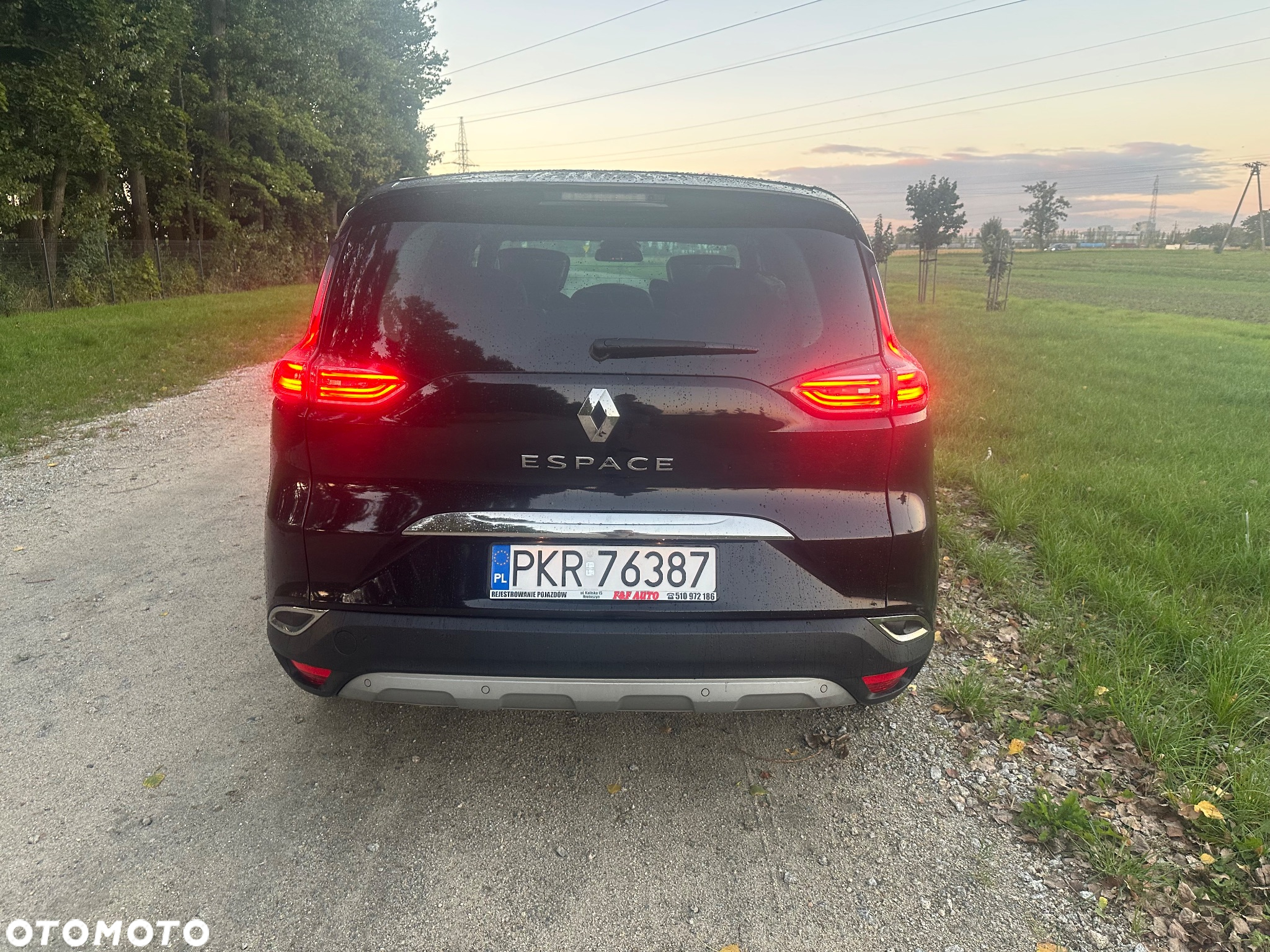 Renault Espace 1.6 dCi Energy Initiale Paris EDC 7os - 4