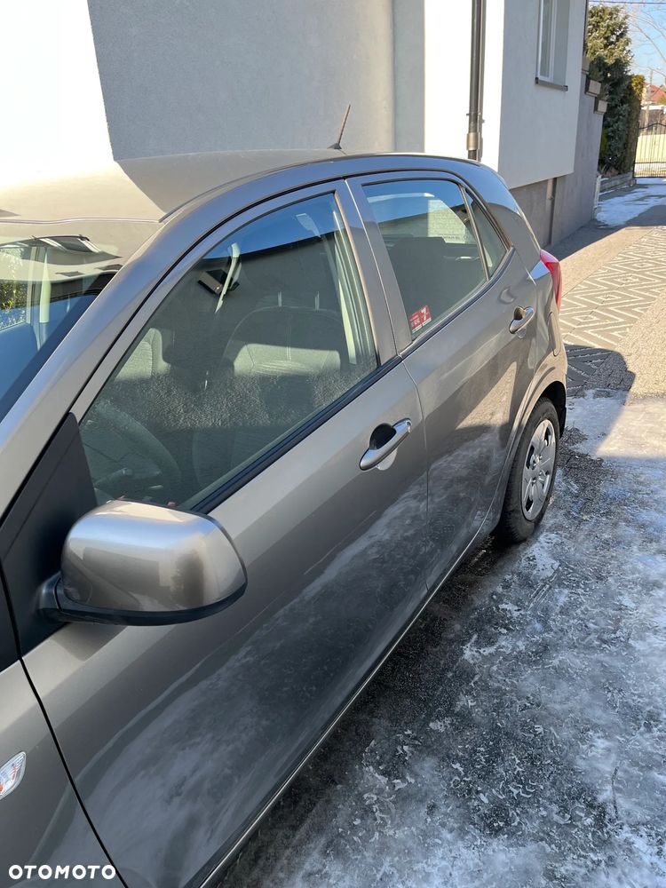 Kia Picanto 1.0 L - 11