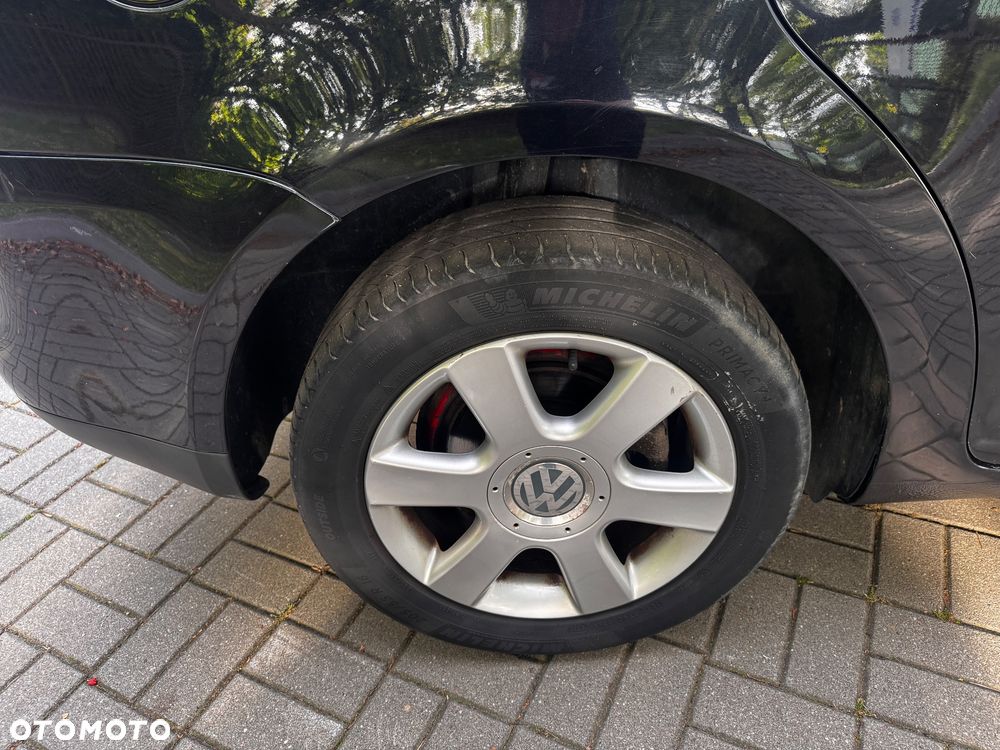 Volkswagen Touran 1.9 TDI DPF Trendline DSG - 17