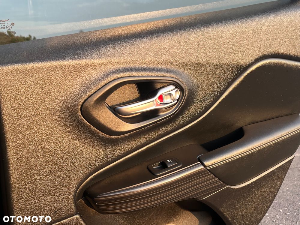 Jeep Cherokee 3.2 V6 Pentastar Active Drive I Automatik Limited - 19