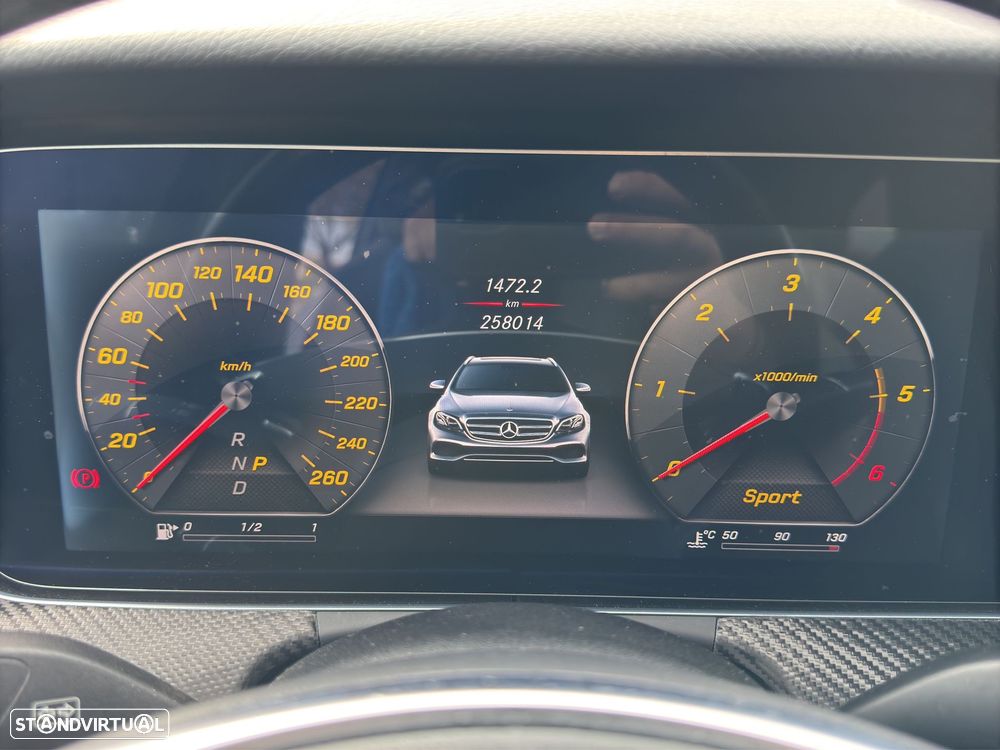 Mercedes-Benz E 220 d AMG - 22