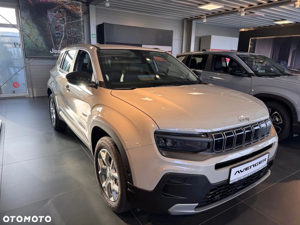 Jeep Avenger 1.2 T3 mHEV Altitude FWD eDCT6