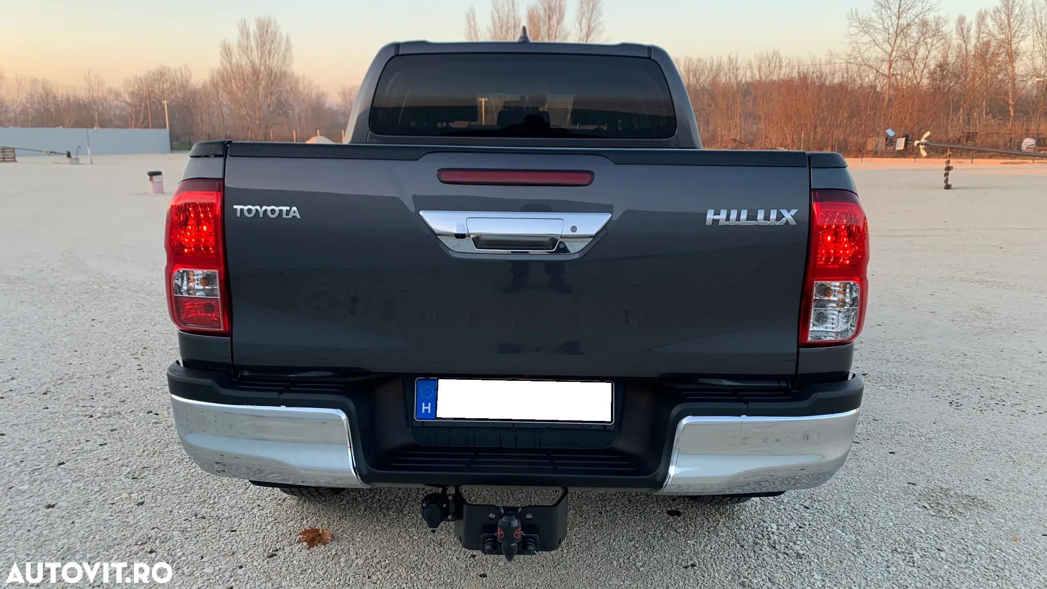 Toyota Hilux 2.4D 150CP 4x4 Double Cab AT Style - 9
