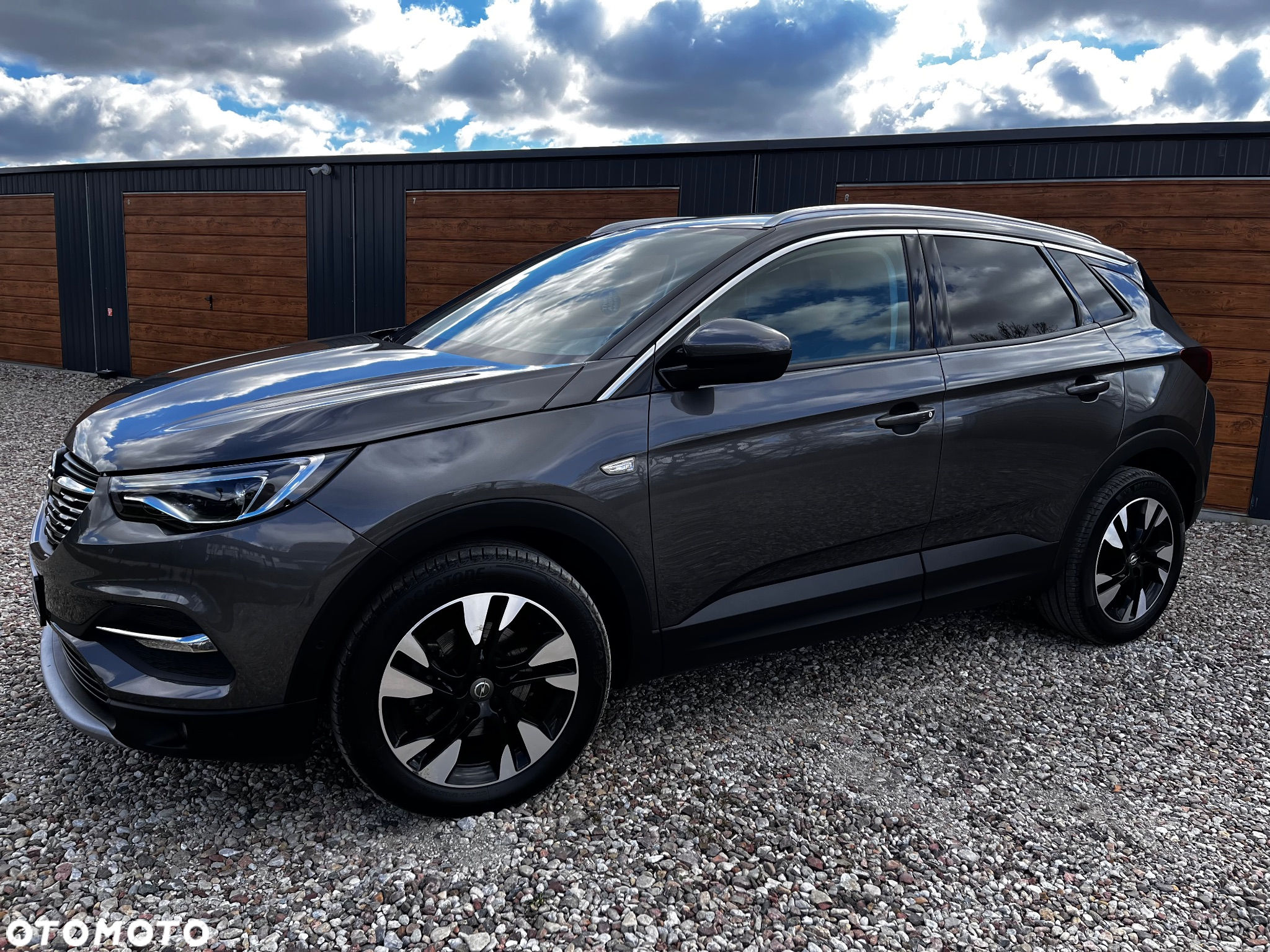 Opel Grandland X 1.2 T GPF Design Line S&S - 4