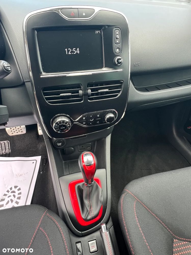 Renault Clio - 26
