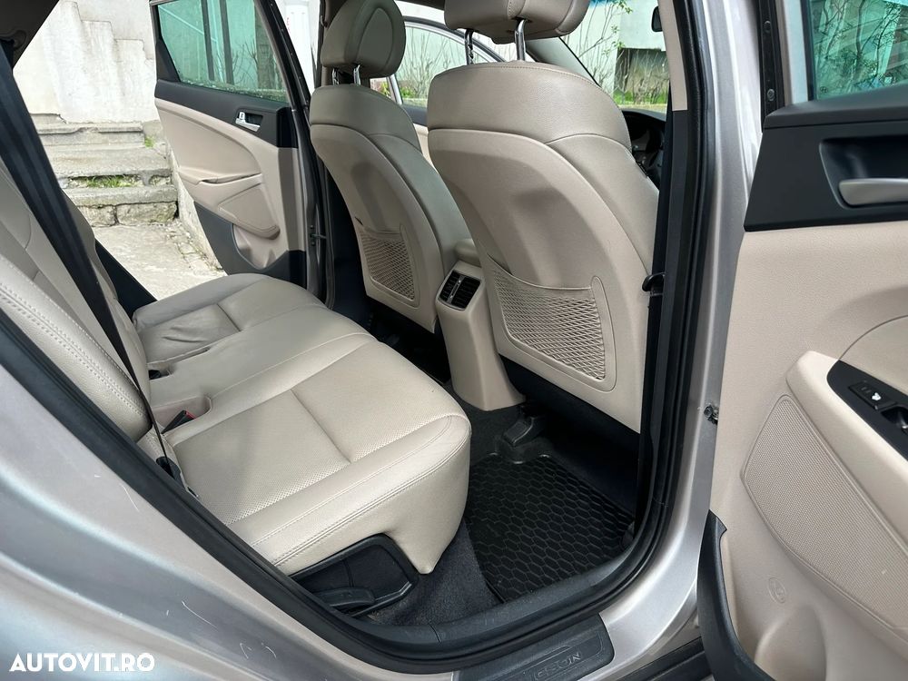 Hyundai Tucson 2.0 CRDI 4WD 6AT Premium+ - 14