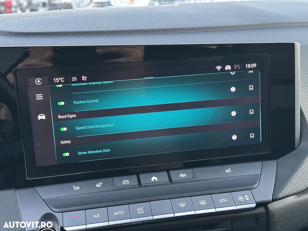 Opel Astra 1.2L Turbo Start/Stop AT8 Elegance - 25