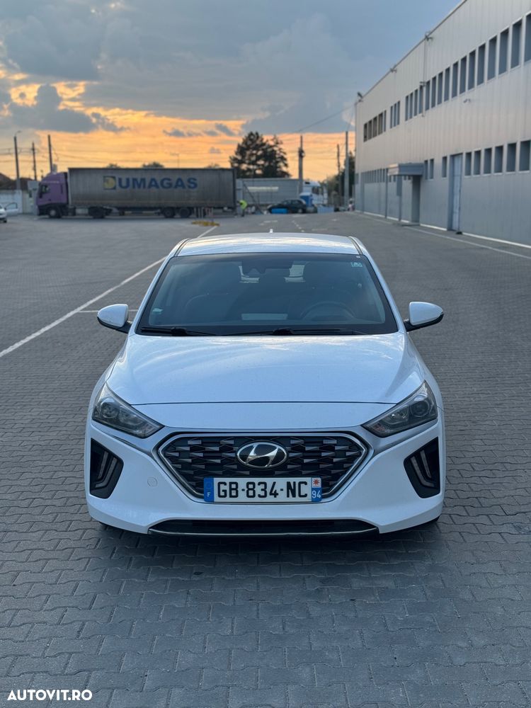 Hyundai IONIQ - 1