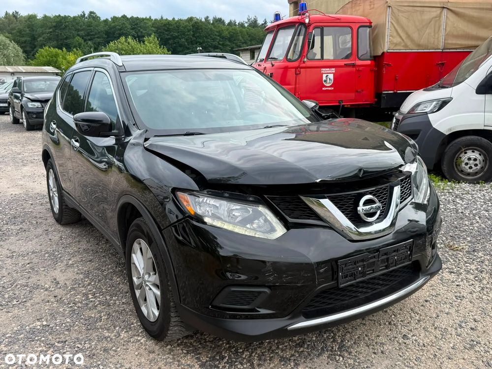 Nissan Rogue - 4