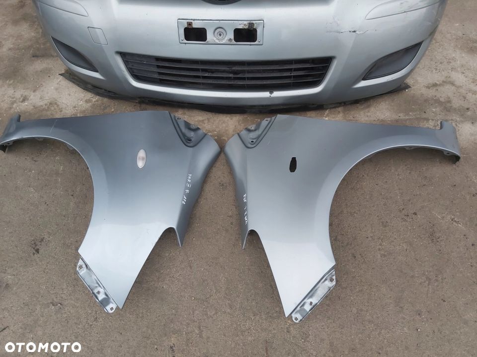Toyota Yaris II LIFT Kompletny przód zderzak maska - 5
