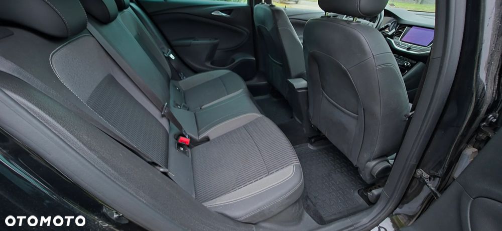 Opel Astra 1.5 D Start/Stop Automatik 2020 - 8