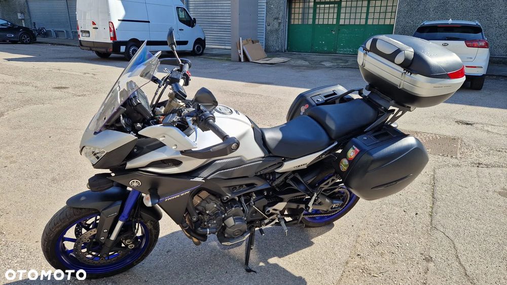 Yamaha MT - 2