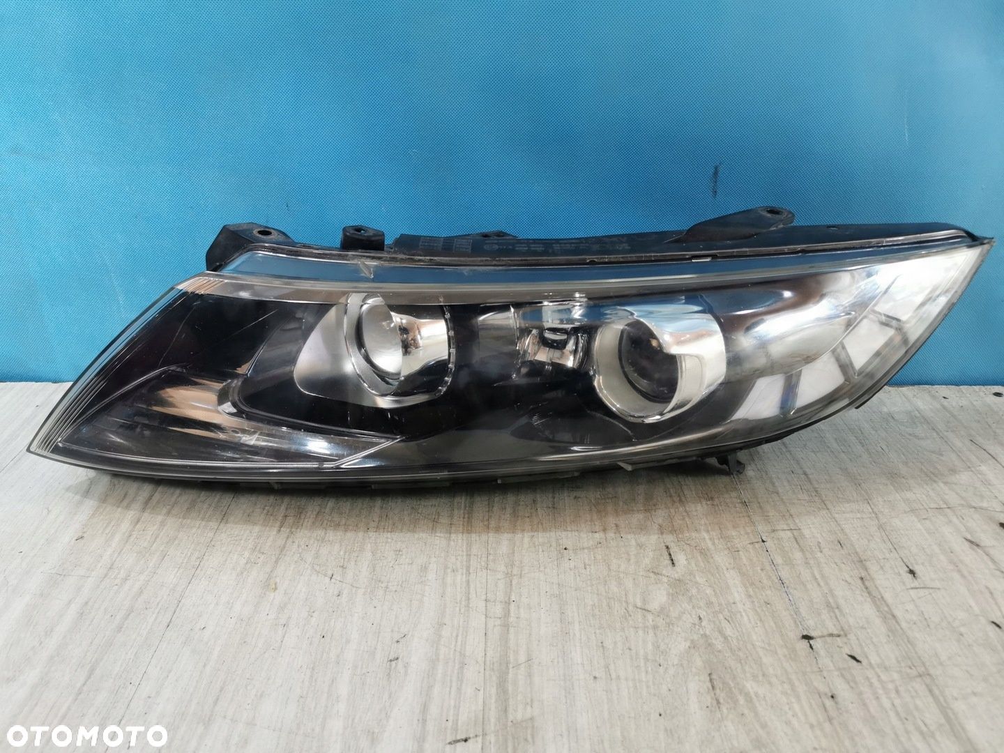 Kia Optima III 2010/2013 lampa reflektor przód lewa Anglik - 1