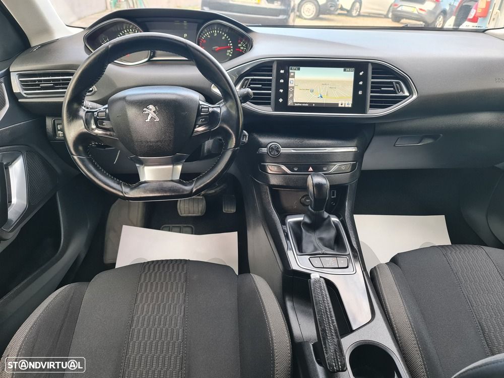 Peugeot 308 SW BlueHDi 120 EAT6 Stop & Start Allure - 10