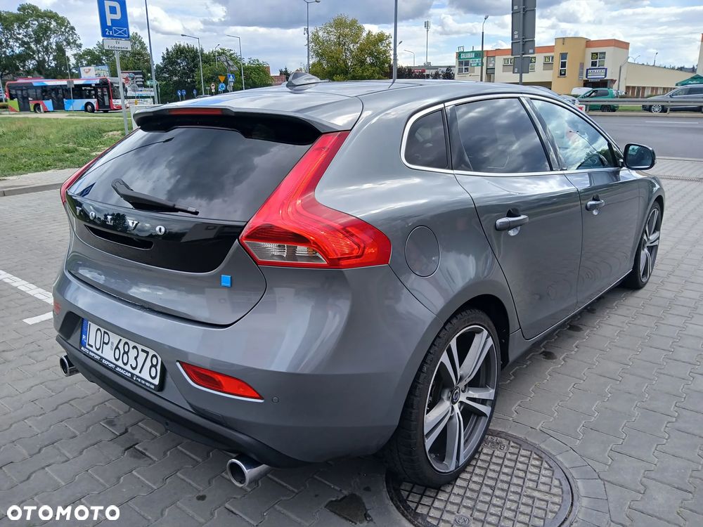 Volvo V40 D4 Drive-E Ocean Race - 32