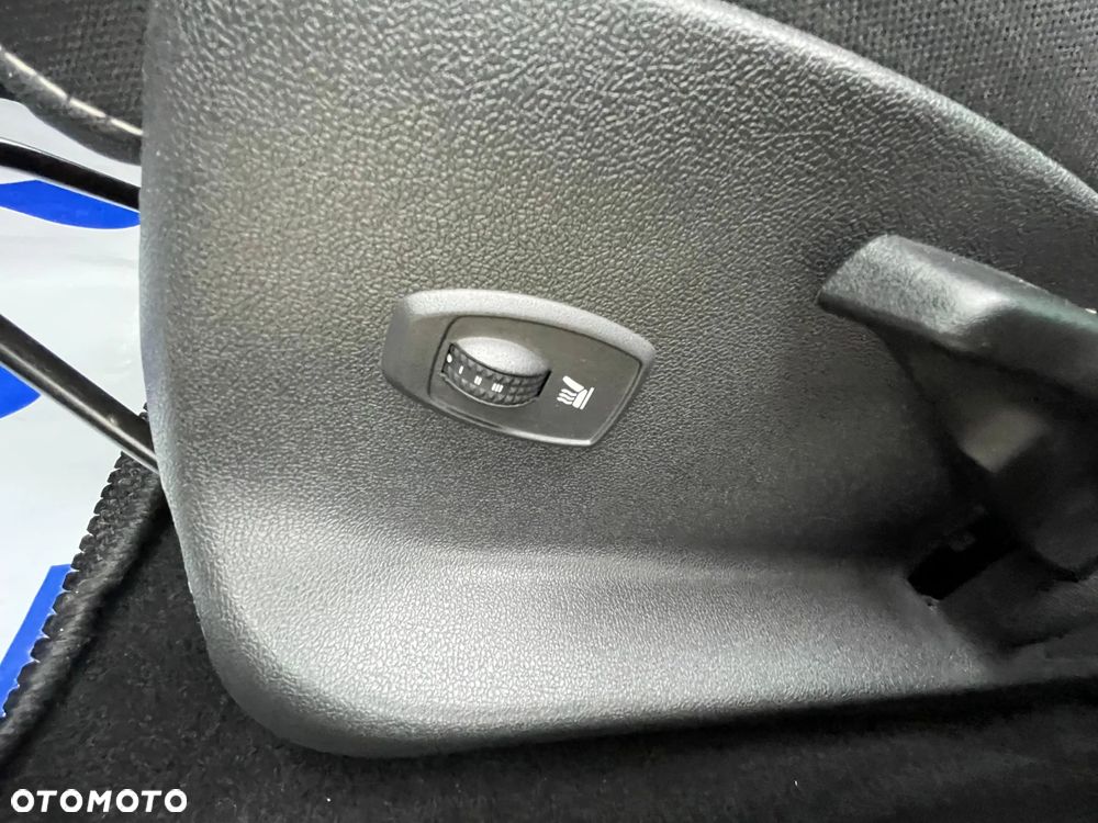 Renault Megane 1.6 16V 110 LIMITED - 22