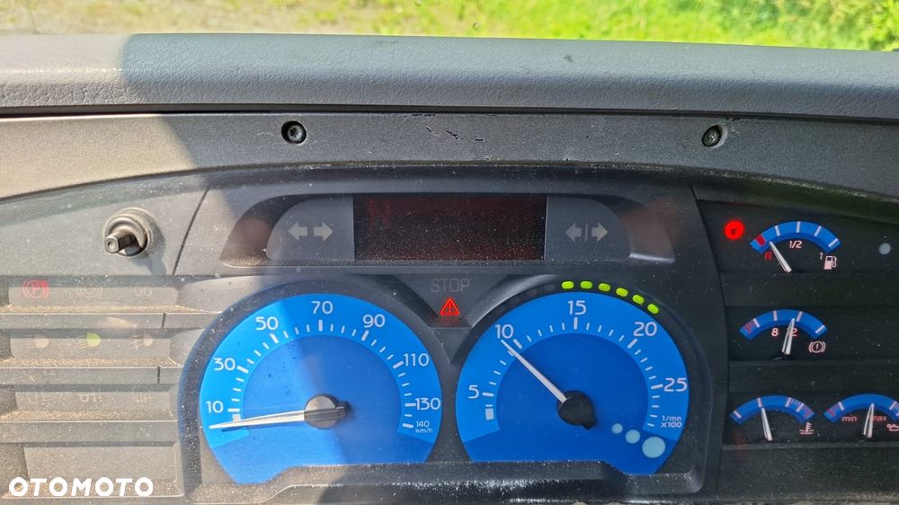 Renault MIDLUM - 6