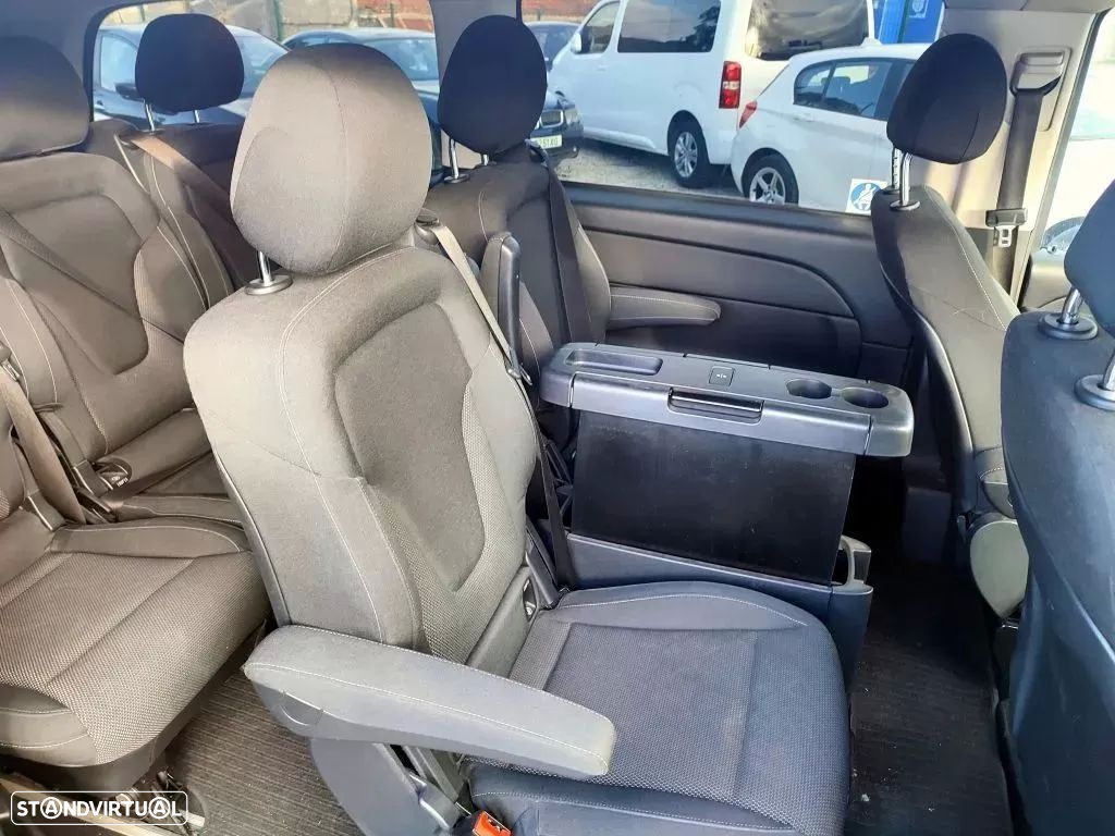 Mercedes-Benz V 220 d Longo Avantgarde - 9