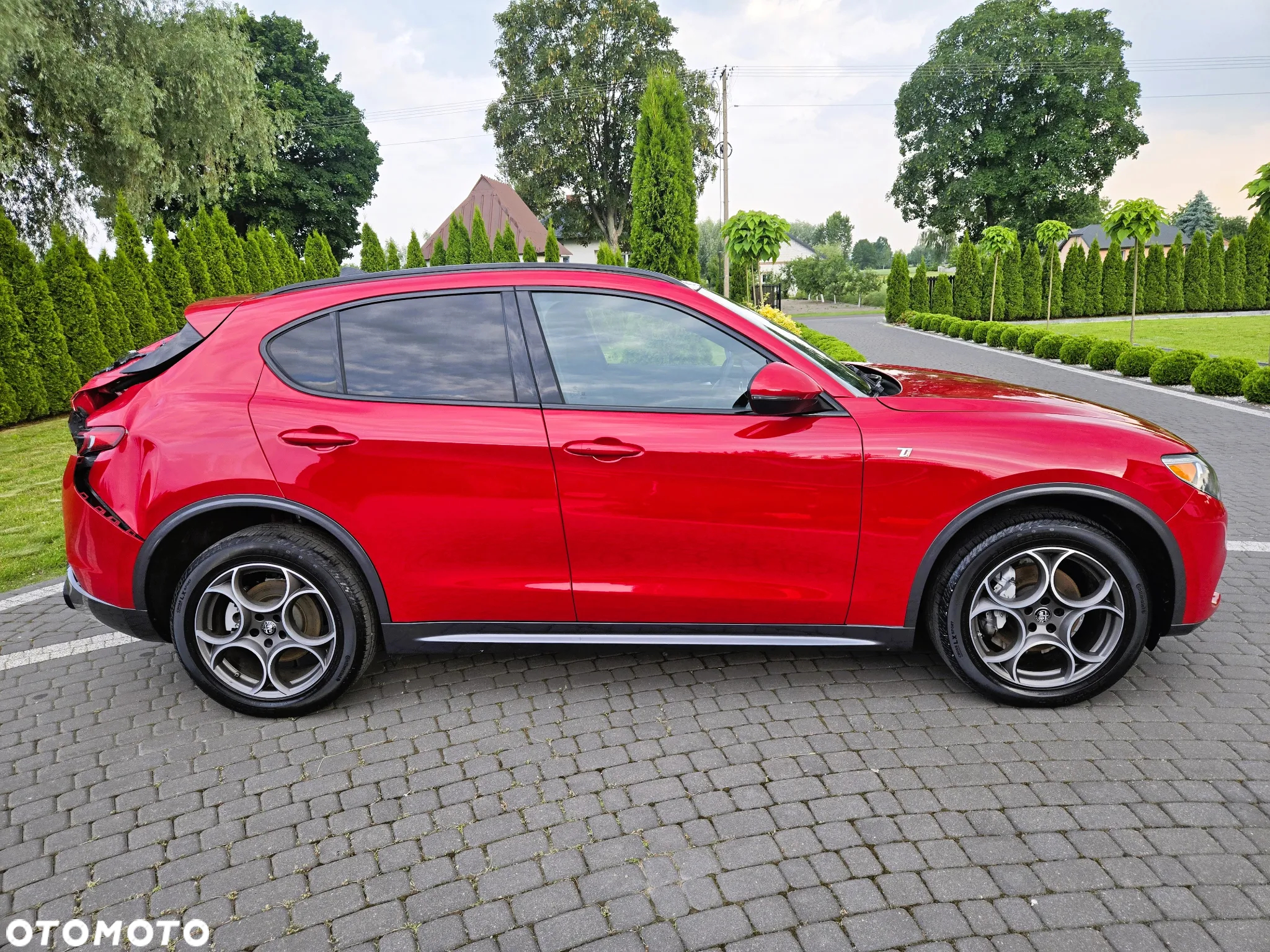Alfa Romeo Stelvio 2.0 Turbo 16V AT8-Q4 Ti - 3