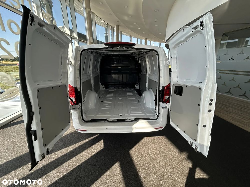 Mercedes-Benz Vito - 10