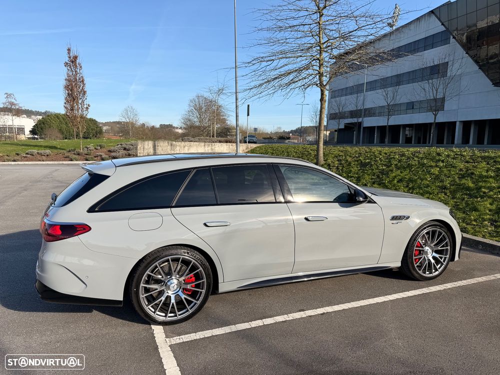 Mercedes-Benz E 53 AMG 4Matic+ Speedshift TCT-9G - 3
