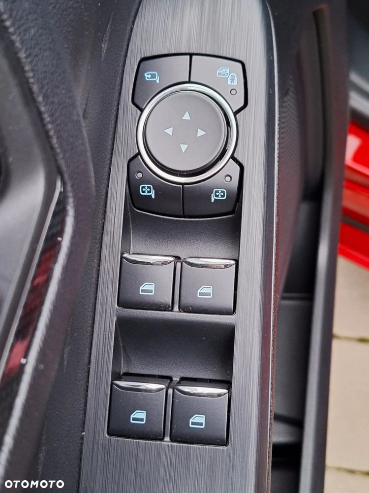 Ford Kuga 1.5 EcoBoost ST-LINE - 23