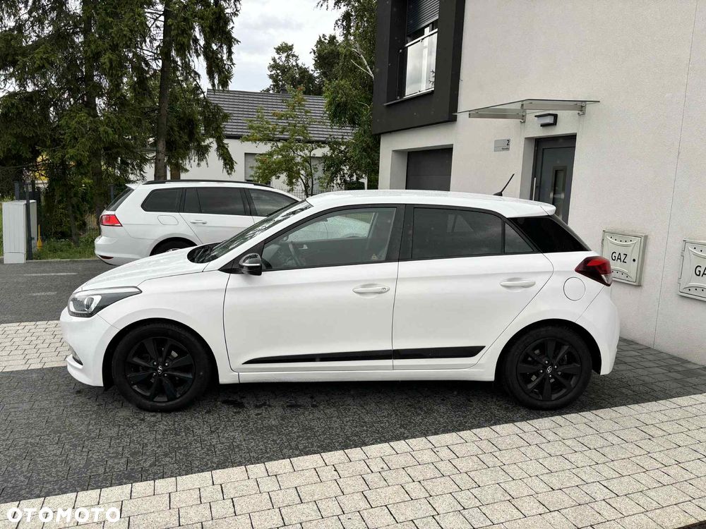 Hyundai i20 1.25 Comfort - 11