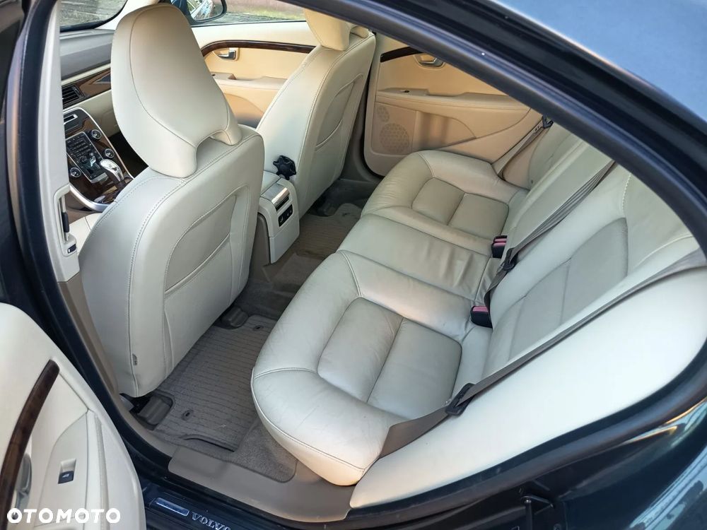 Volvo S80 3.2 Momentum - 8