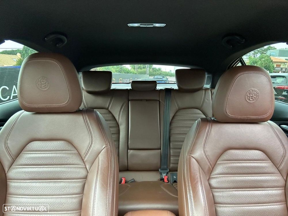 Alfa Romeo Stelvio 2.2 D Super AT8 Q4 - 26