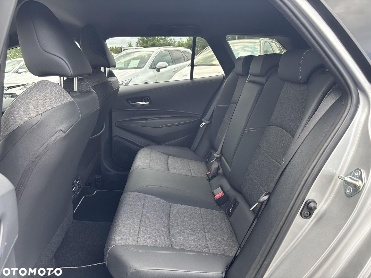 Toyota Corolla - 14