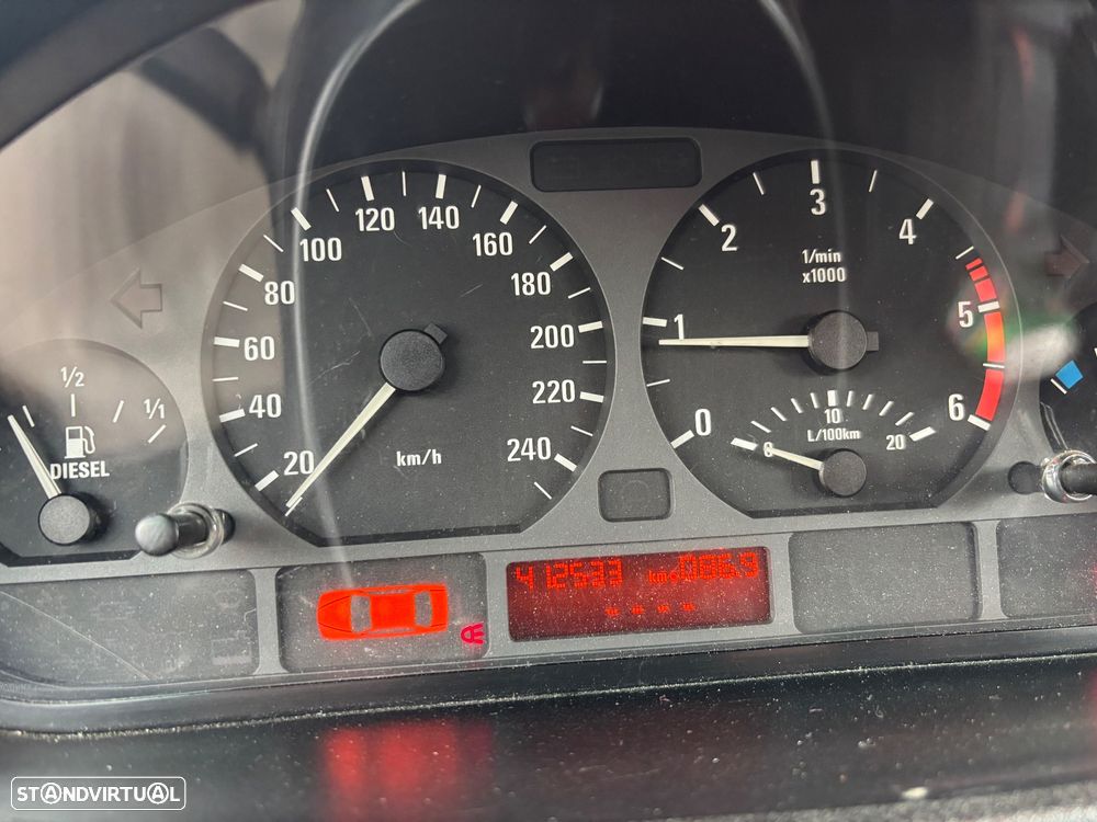 BMW 318 d - 7