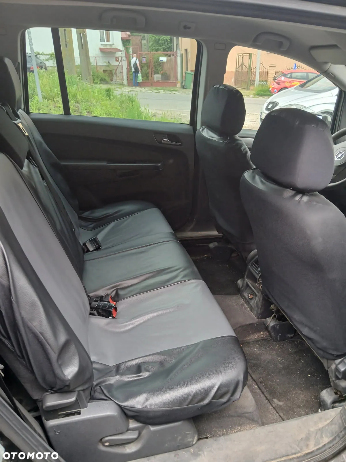 Opel Zafira 1.8 - 10