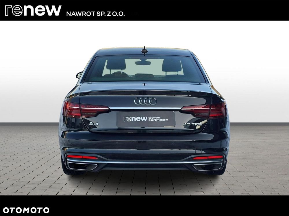 Audi A4 Limousine - 4