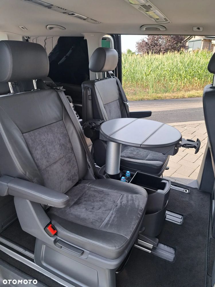 Volkswagen Multivan - 7