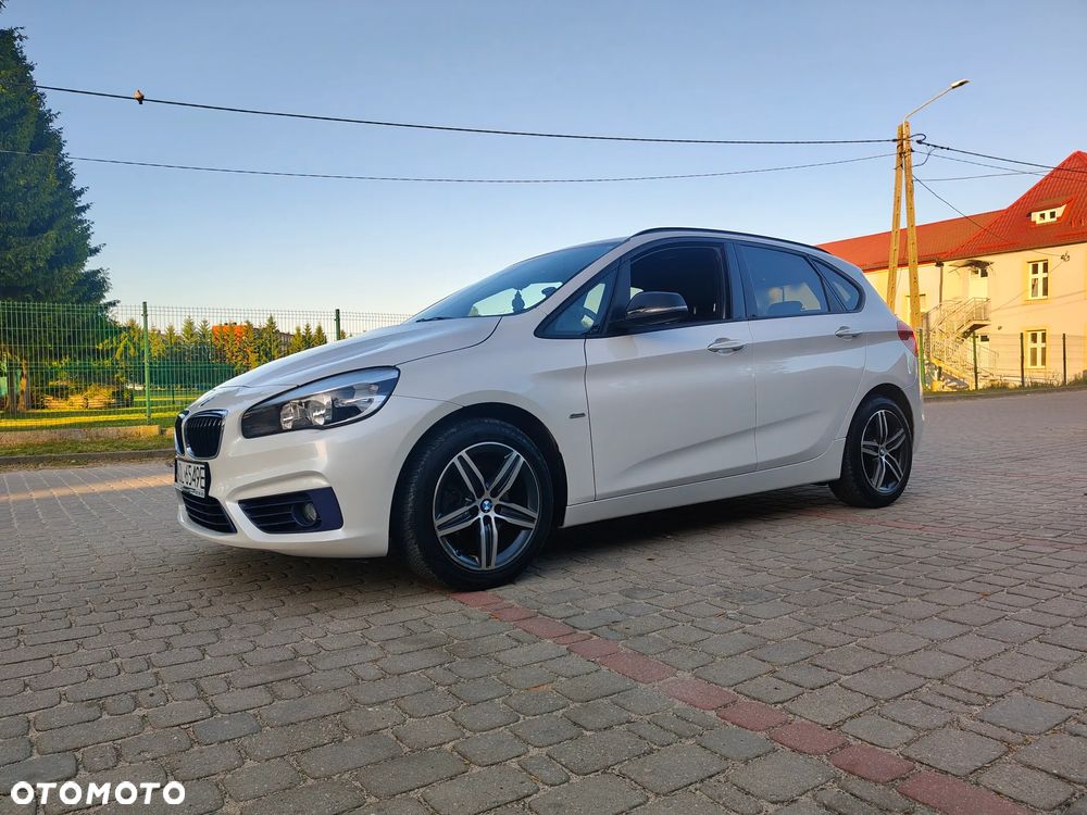 BMW Seria 2 218d Sport - 24