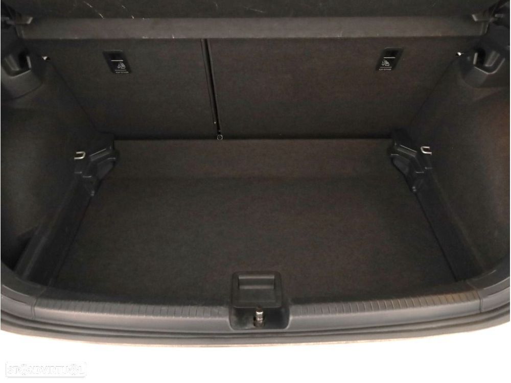 VW Polo 1.0 TSI Urban - 17