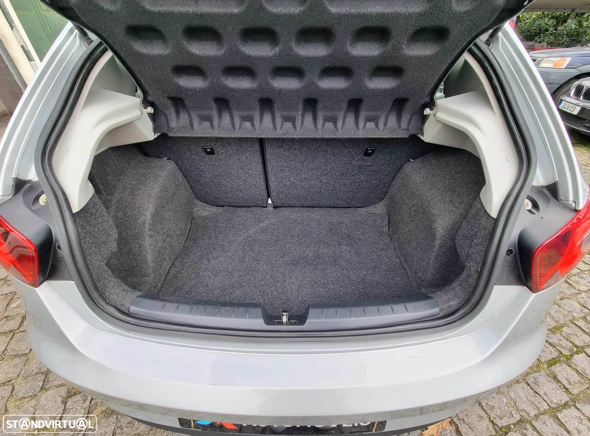 SEAT Ibiza 1.2 TDi Reference - 23