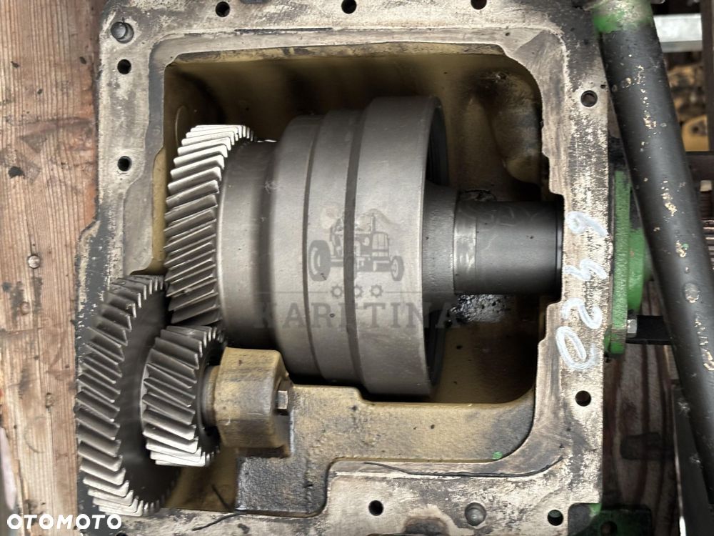 John Deere 6320 6420 6420S Przystawka Przedniego Napędu AL173581 AL161319 L157993 L78828 - 1