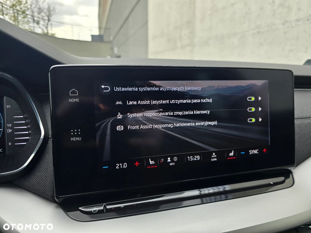 Skoda Octavia 2.0 TDI 4x4 Style DSG - 22